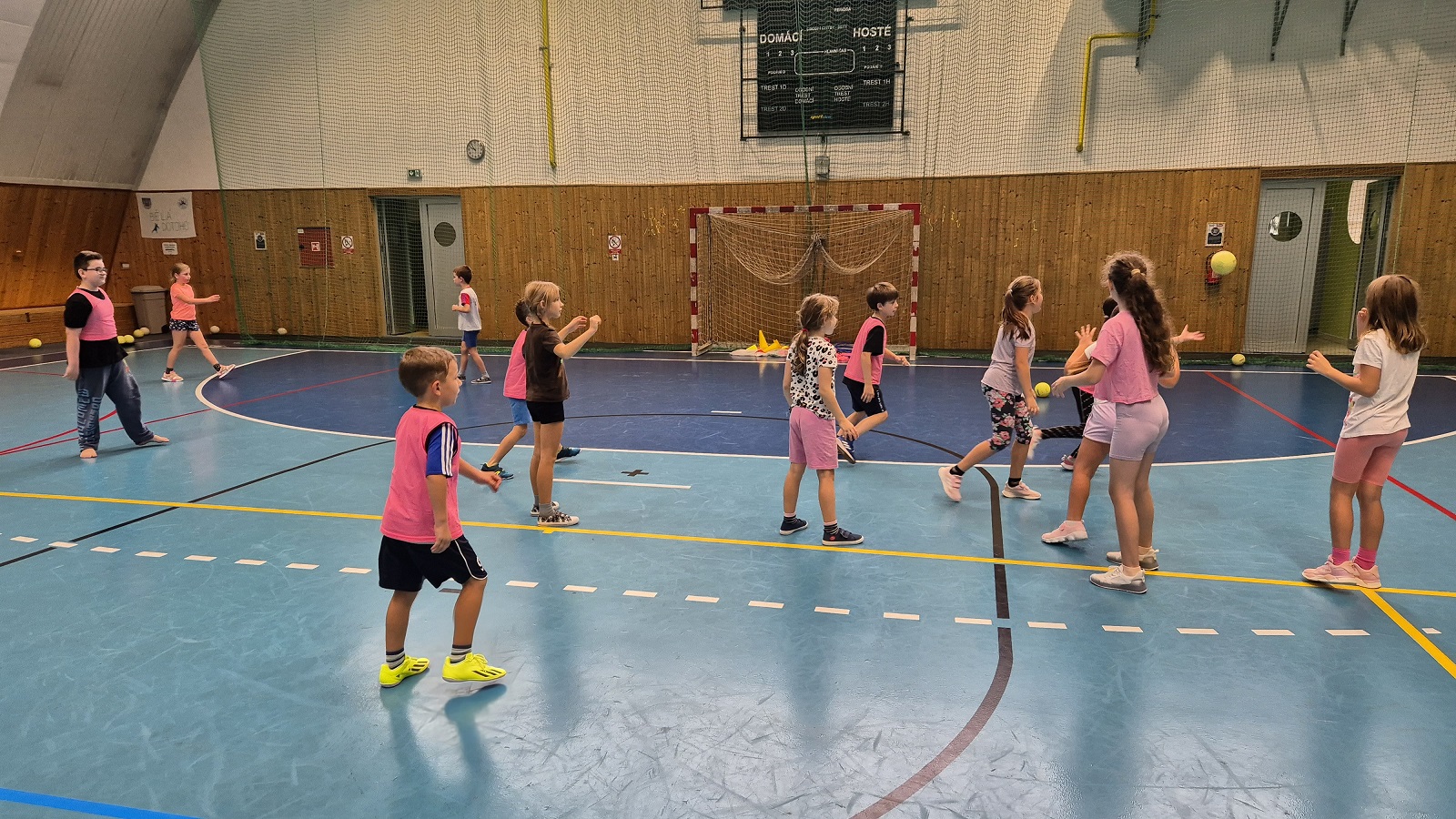 Ukázkové tréninky házené - fotka 5