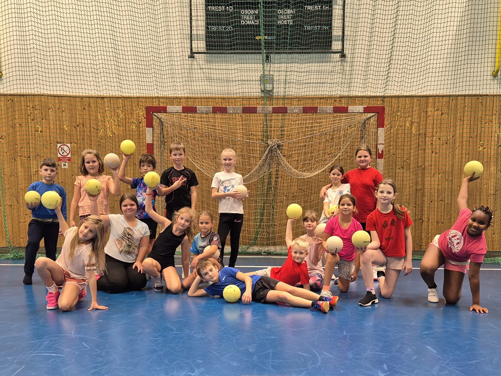 Ukázkové tréninky házené - fotka 8