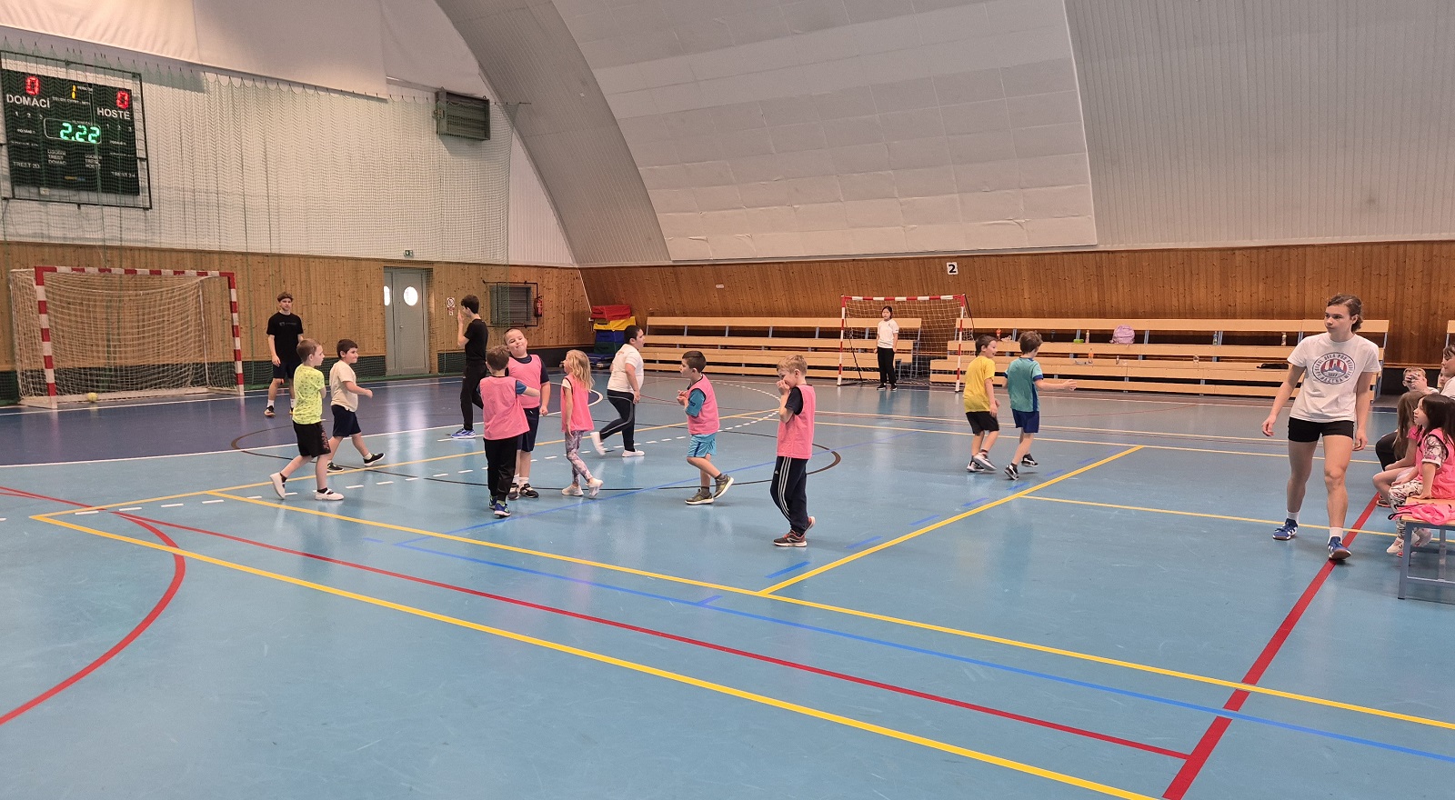 Školní turnaj v miniházené - 24. 3. 2025 - fotka 6