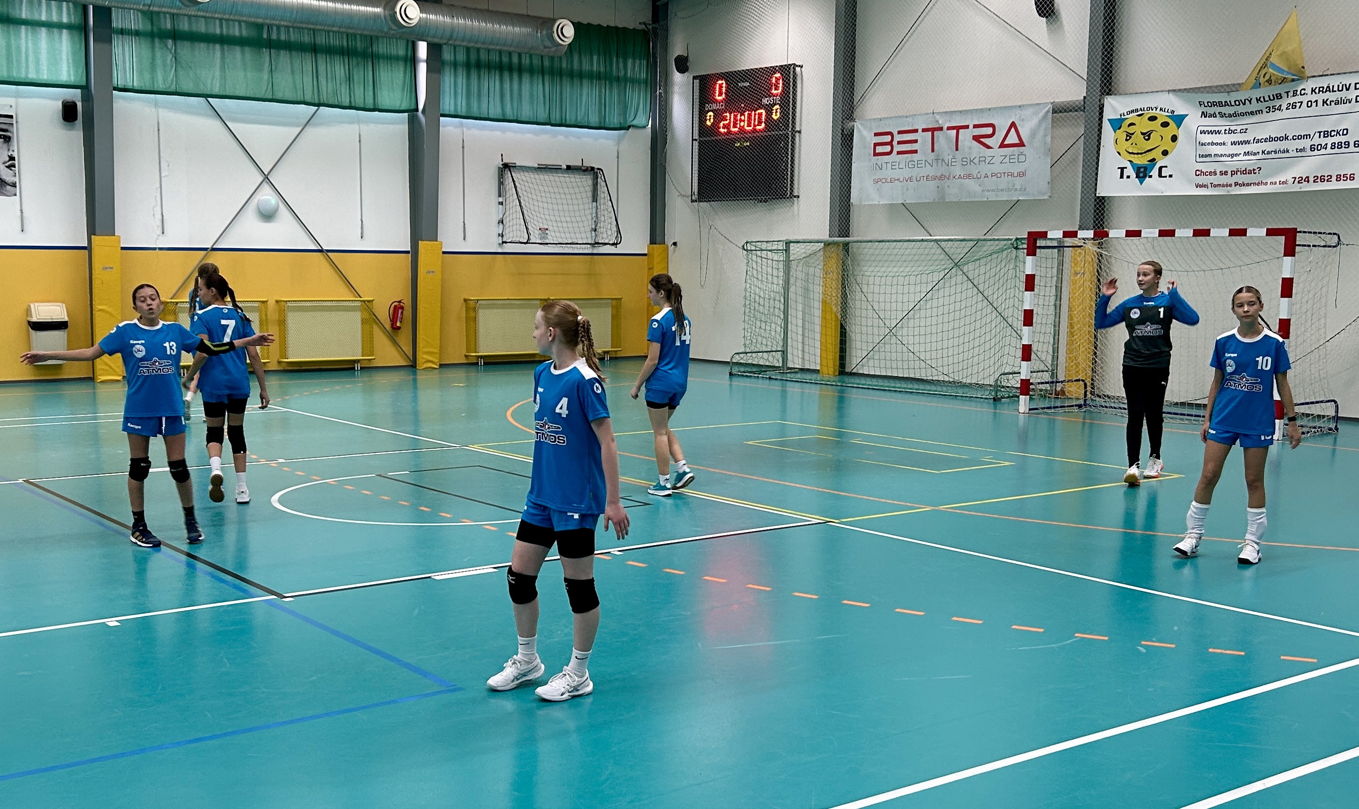 Dvě jasné výhry starších žákyň v Králově Dvoře - fotka 3