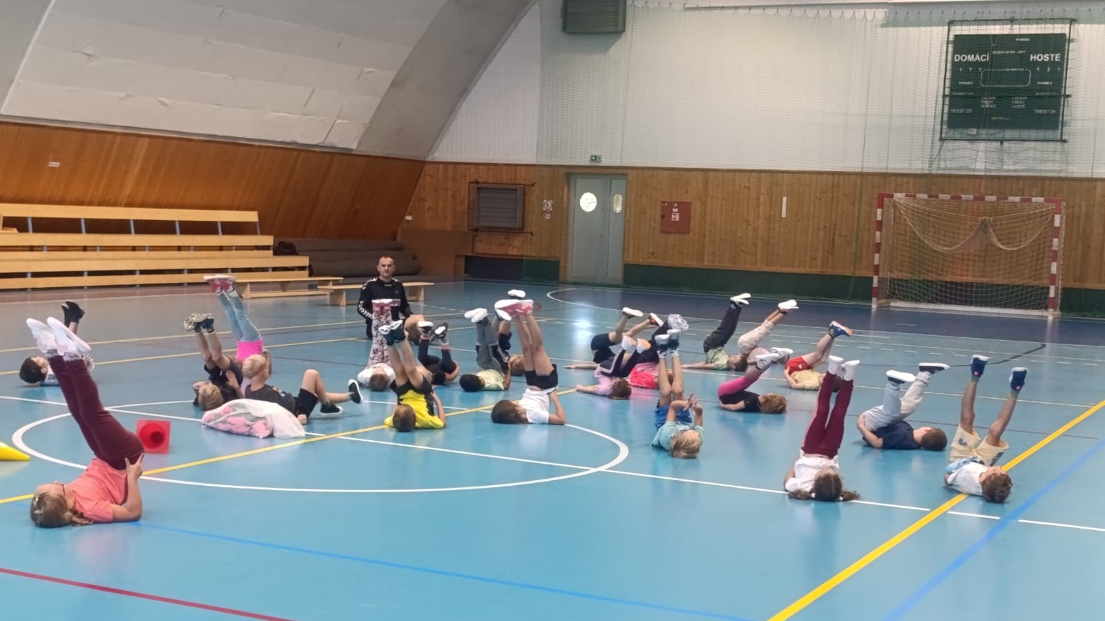 Ukázkové tréninky ve školách - fotka 2