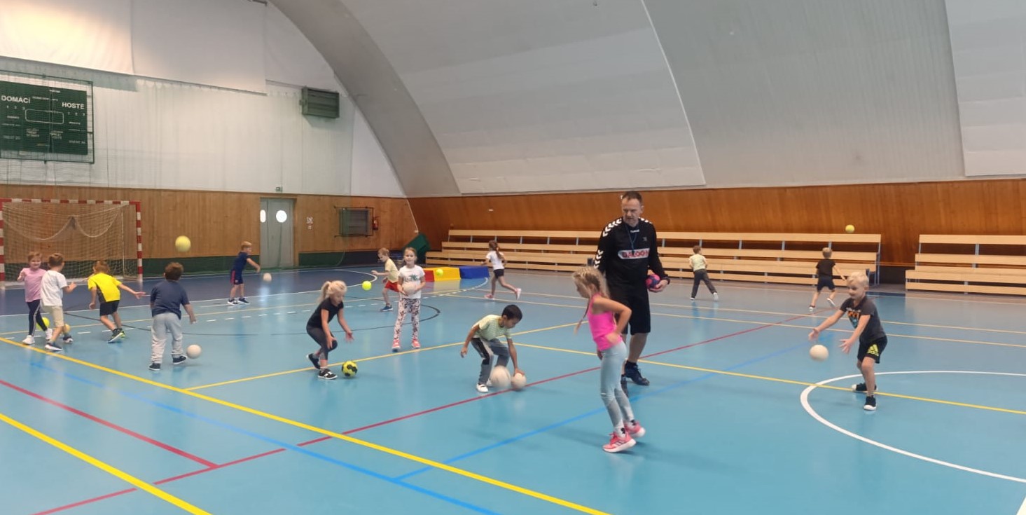 Ukázkové tréninky ve školách - fotka 5