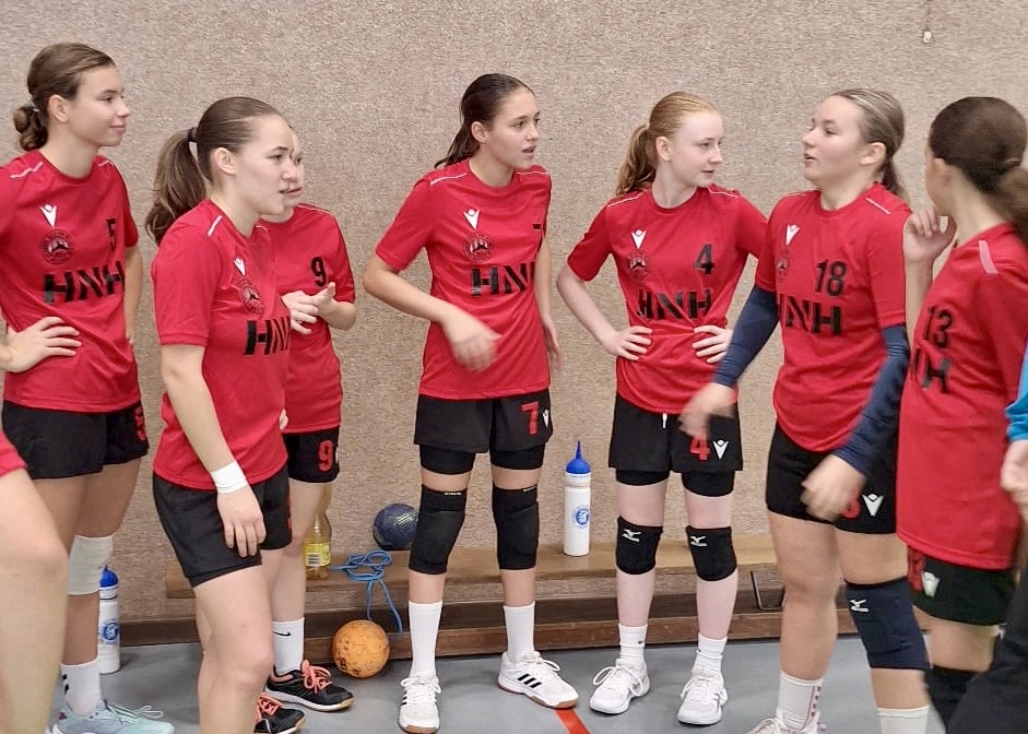 Mladší dorostenky prohály v Poličce 33:28