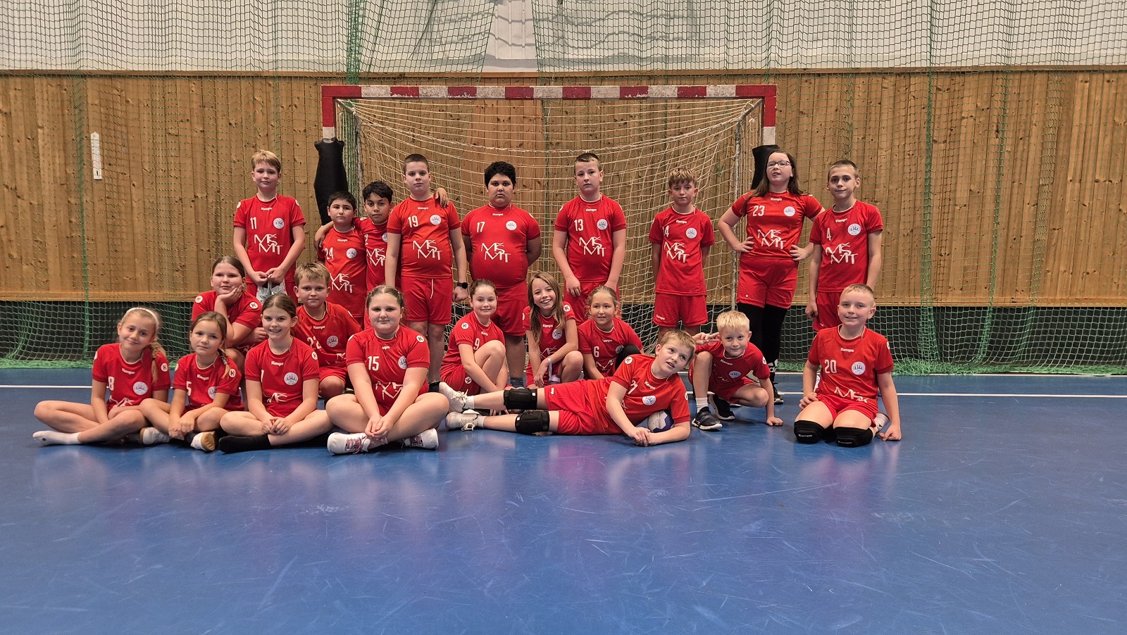 Turnaj mini 4+1 - Bělá p. B. 9. 11. 2025  - fotka 2