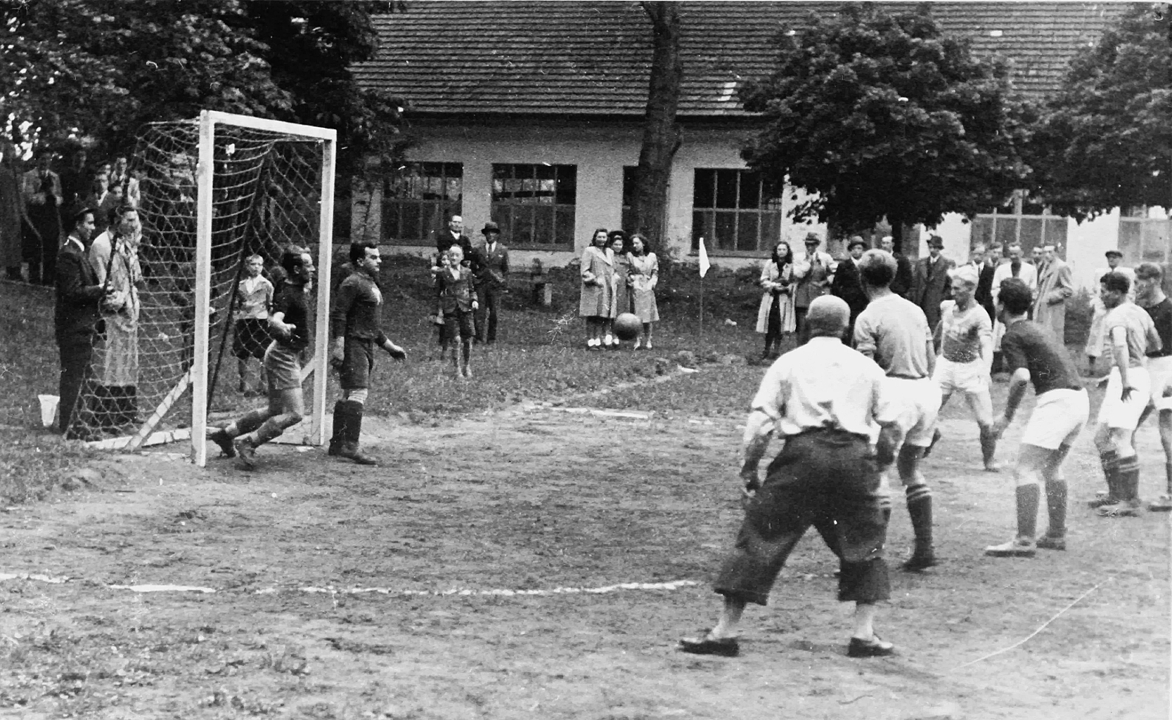 1928–1939: Počátky házené v Bělé pod Bezdězem - fotka 4