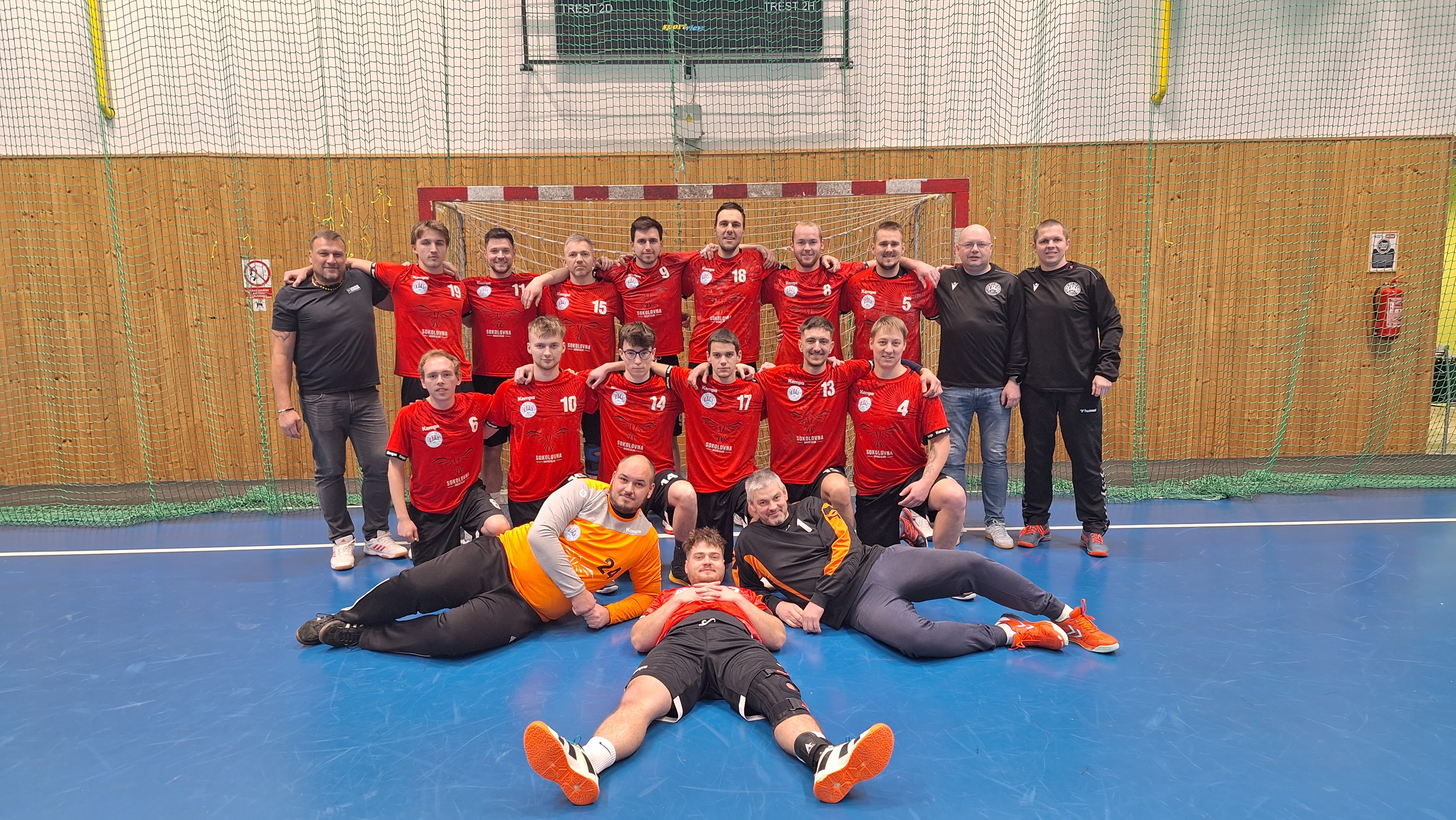 Napínave domácí utkání s rezervou Lovosic