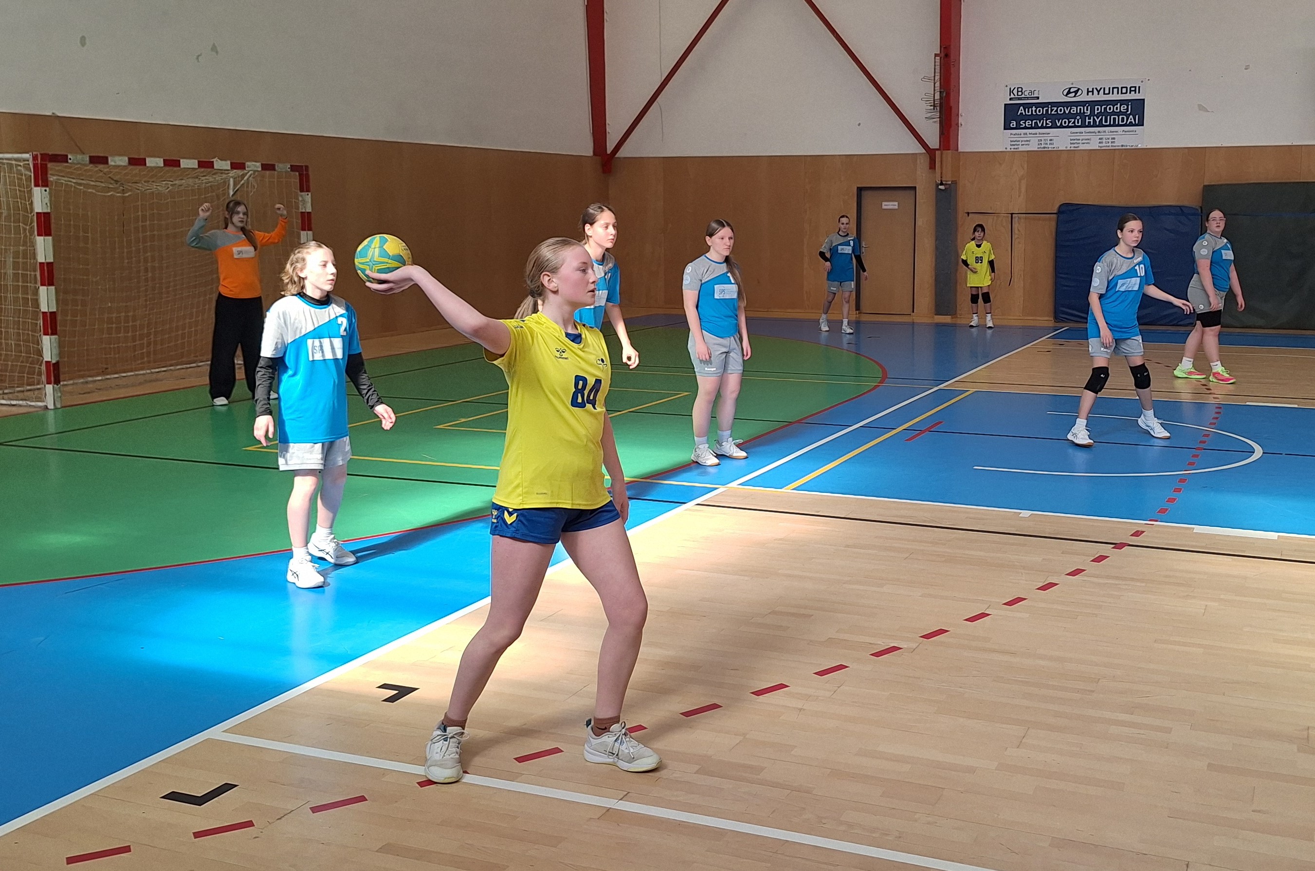 Mladší žákyně v Turnově: Jedna výhra a jedna cenná lekce